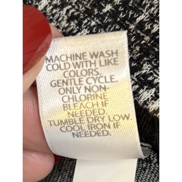 J JILL Wearever Black White 3-Hook Closure Cardigan Medium Lightweight Stretch - Picture 2 of 12